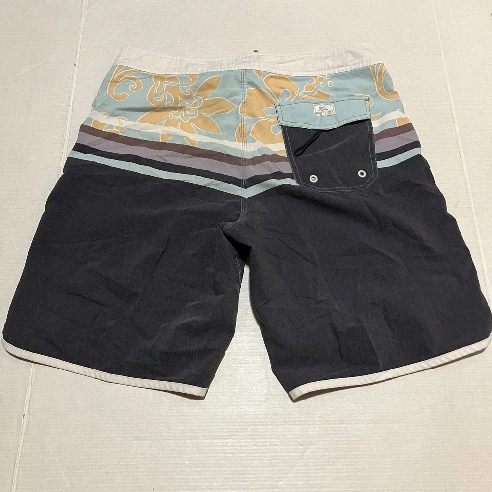 Local Motion Hawaii Mens Surf Trunks Board Shorts Size 34 X 9‎ Beach Floral